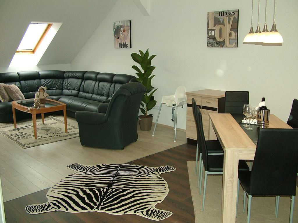 Korzó Apartman Kőszeg Pokój zdjęcie